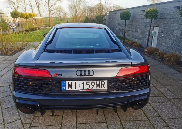 Audi R8 cena 699999 przebieg: 44000, rok produkcji 2021 z Chełmno małe 277